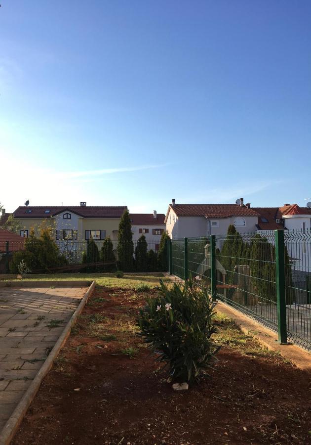 Mitra Apartments Malinska Exterior photo